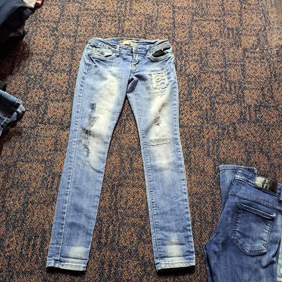 doll house - Picture 5 of 5